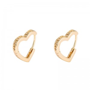 корейски модни обици от месинг микроинкрустиран циркон обици от европейски и американски темперамент, малки обици с формата на сърце